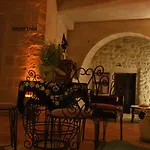 Sinasos Palace Cave 3*