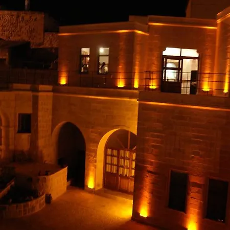 Отель Sinasos Palace Cave 3*