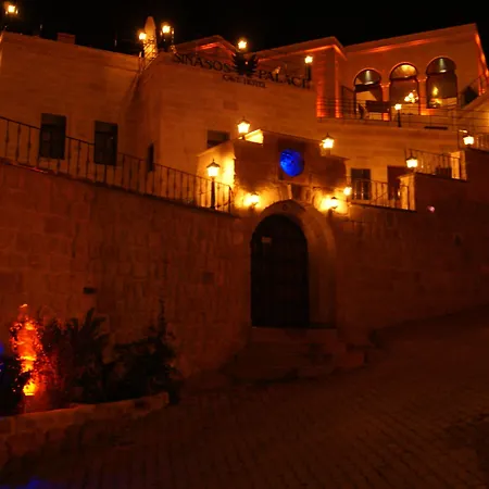 Sinasos Palace Cave מלון אורגופ