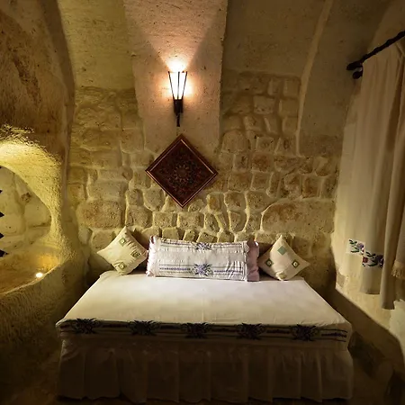 מלון Sinasos Palace Cave אורגופ