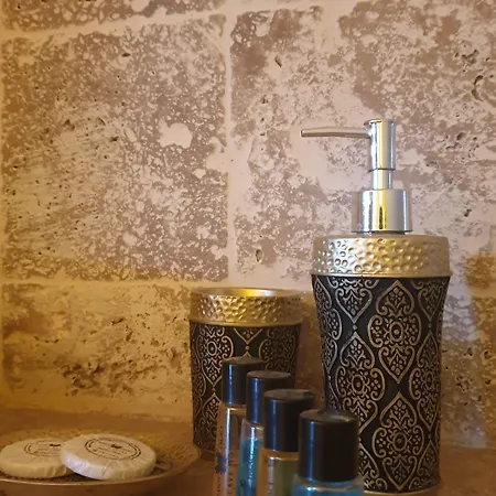 Sinasos Palace Cave 3*