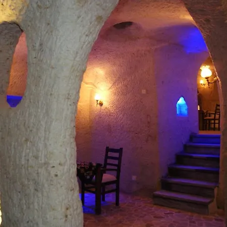 Sinasos Palace Cave Hotell 3*