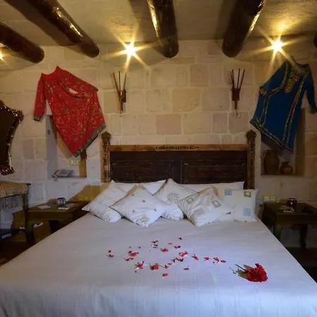 Sinasos Palace Cave 3* Ürgüp