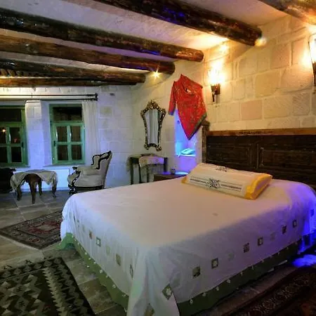 Sinasos Palace Cave Hotel