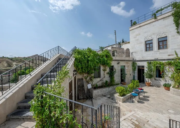 Sinasos Palace Cave 酒店