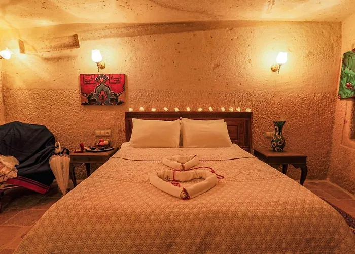 Отель Sinasos Palace Cave