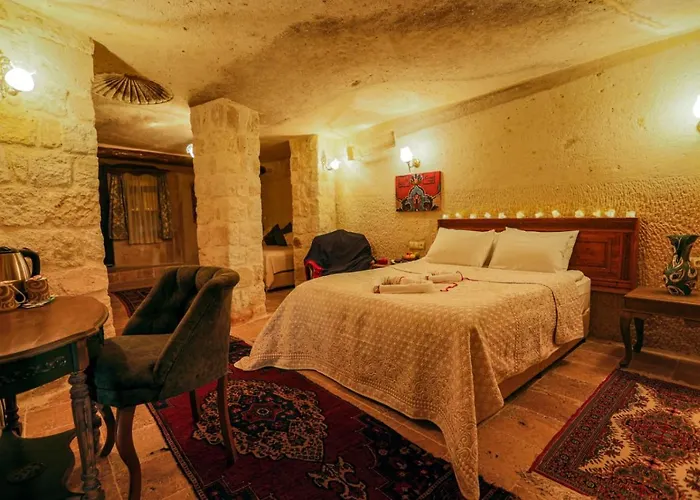 Sinasos Palace Cave Ургуп