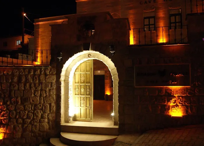 Sinasos Palace Cave Ургуп