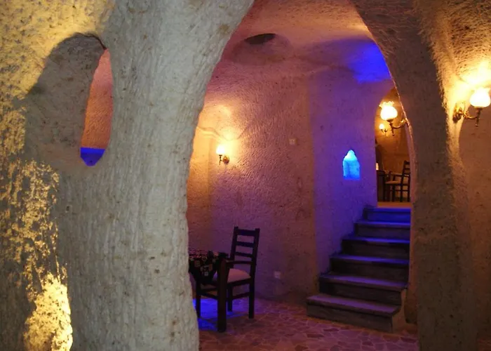 Sinasos Palace Cave Отель 3*